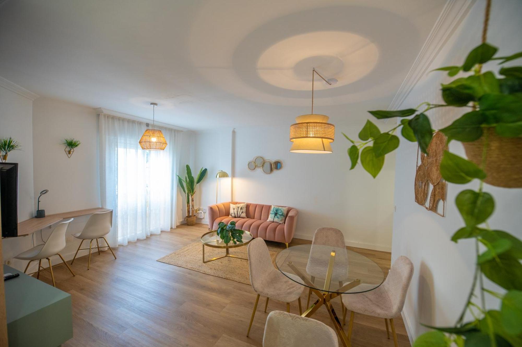 Prensa & Nice Courtyard By Ele Apartments มาลากา ภายนอก รูปภาพ