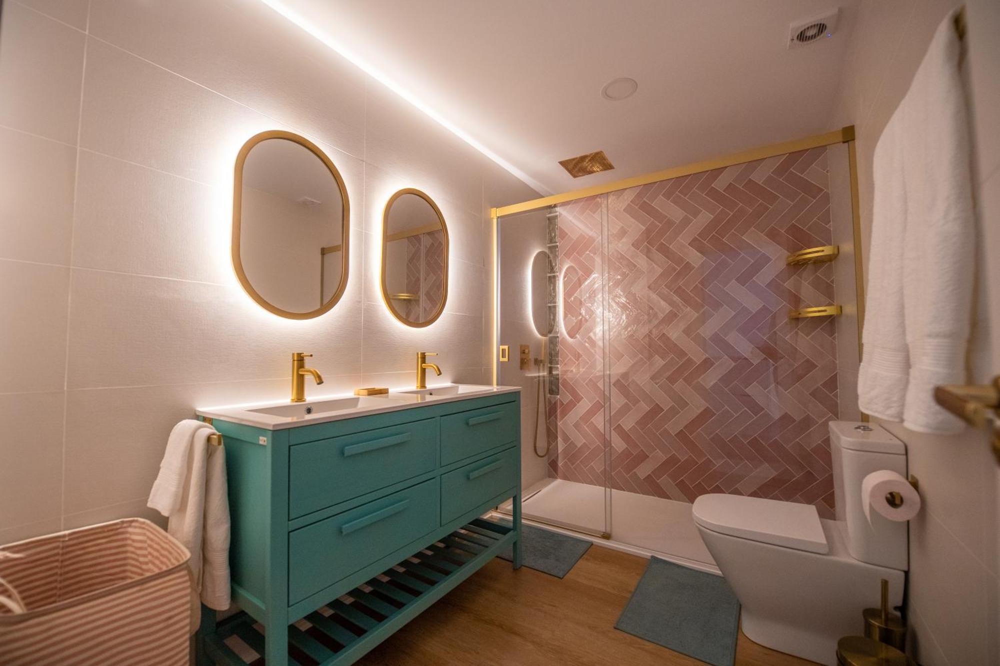 Prensa & Nice Courtyard By Ele Apartments มาลากา ภายนอก รูปภาพ