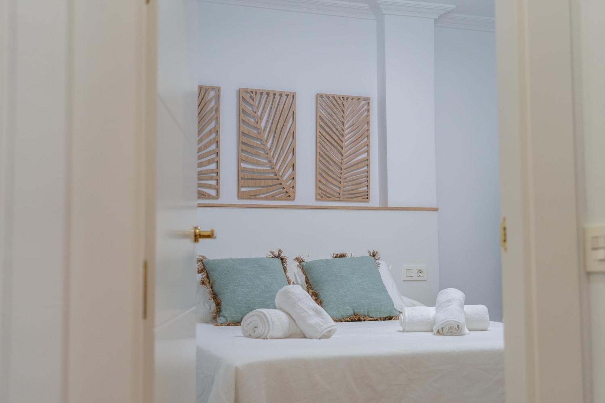 Prensa & Nice Courtyard By Ele Apartments มาลากา ภายนอก รูปภาพ
