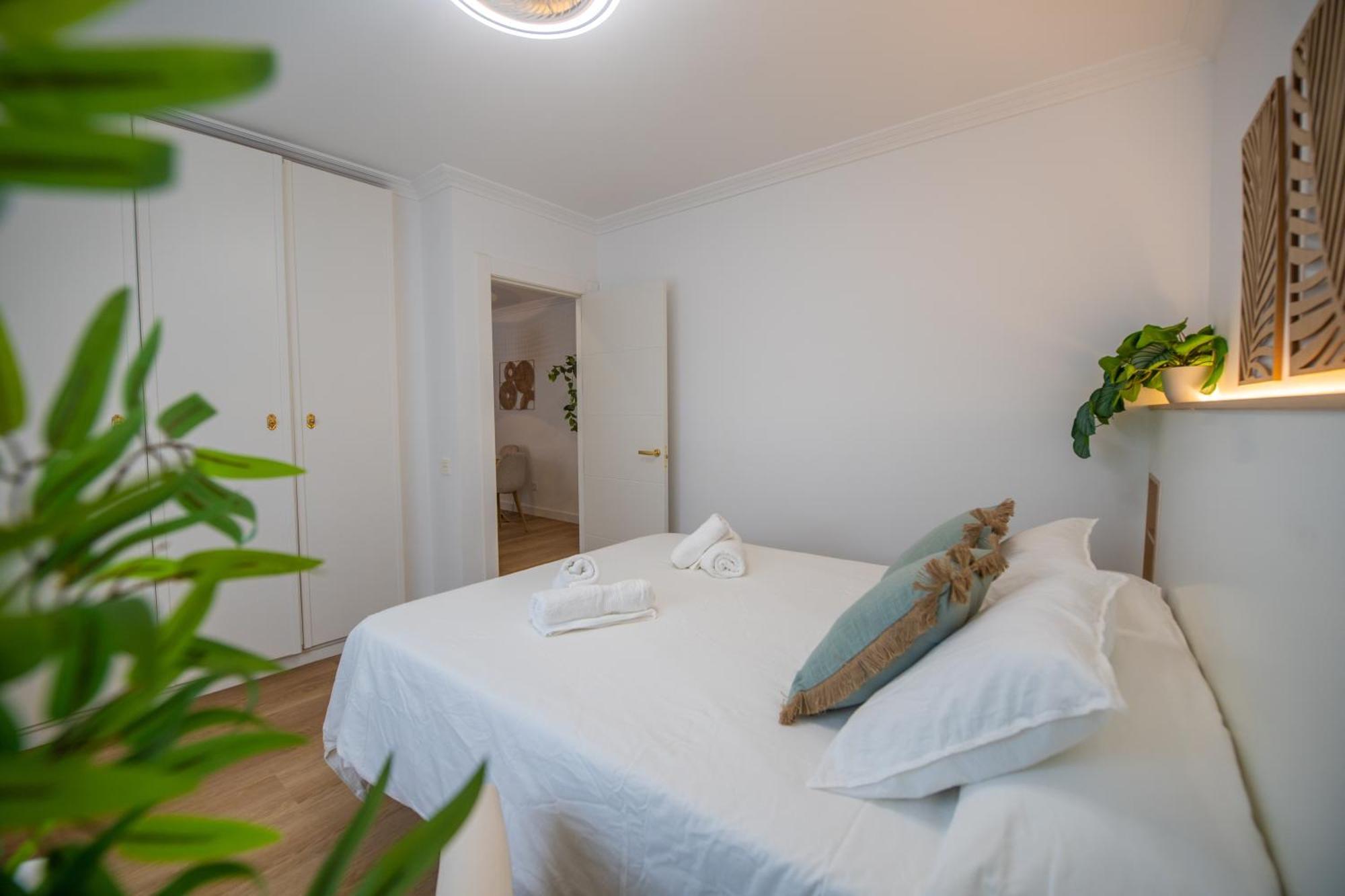 Prensa & Nice Courtyard By Ele Apartments มาลากา ภายนอก รูปภาพ