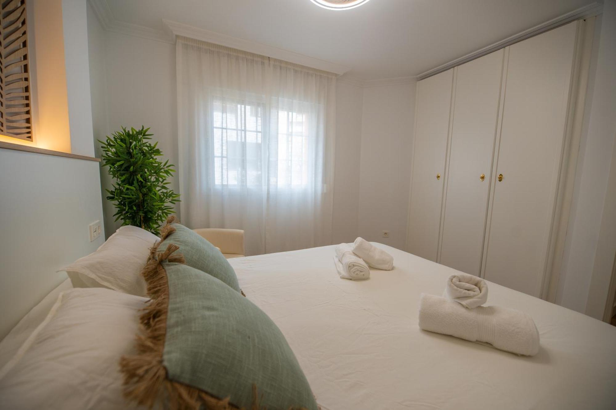 Prensa & Nice Courtyard By Ele Apartments มาลากา ภายนอก รูปภาพ