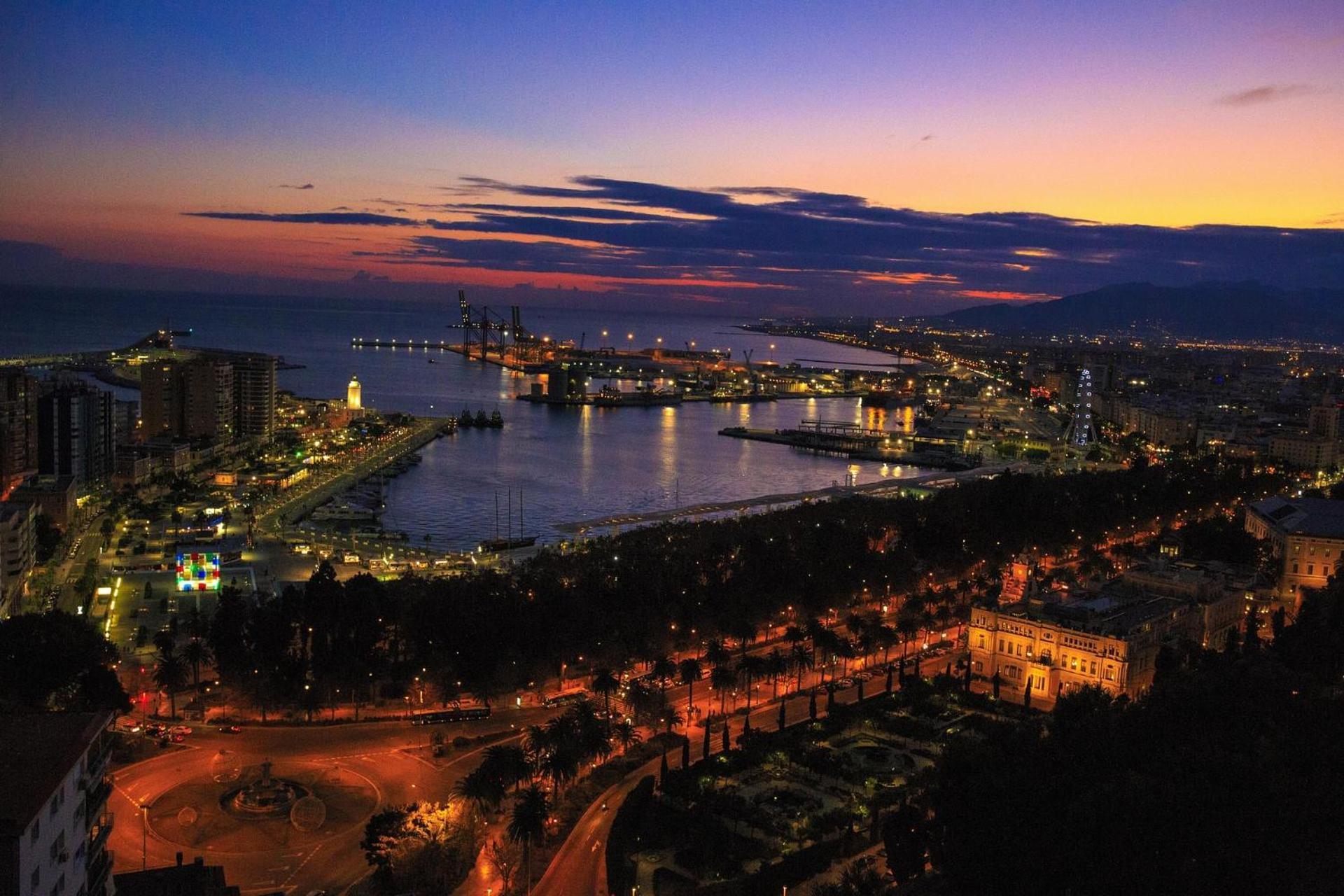 Prensa & Nice Courtyard By Ele Apartments มาลากา ภายนอก รูปภาพ